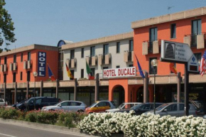  Hotel Residence Ducale  Порто Мантовано